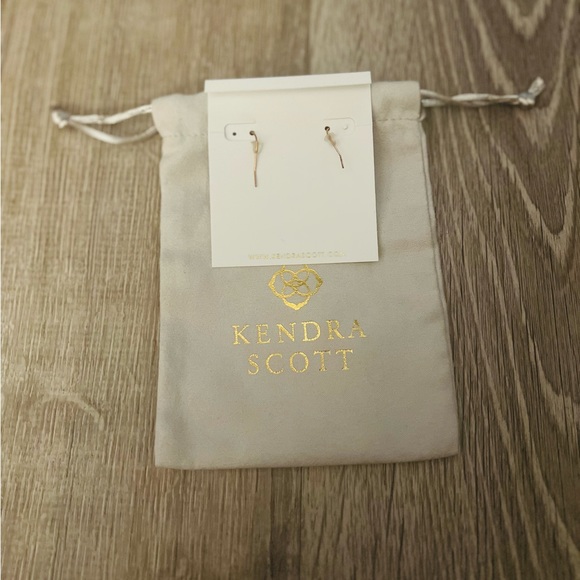 Kendra Scott Rose Gold Drop Earrings in Blue Lapis - Picture 4 of 8